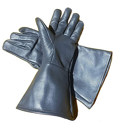 leather gauntlet gloves